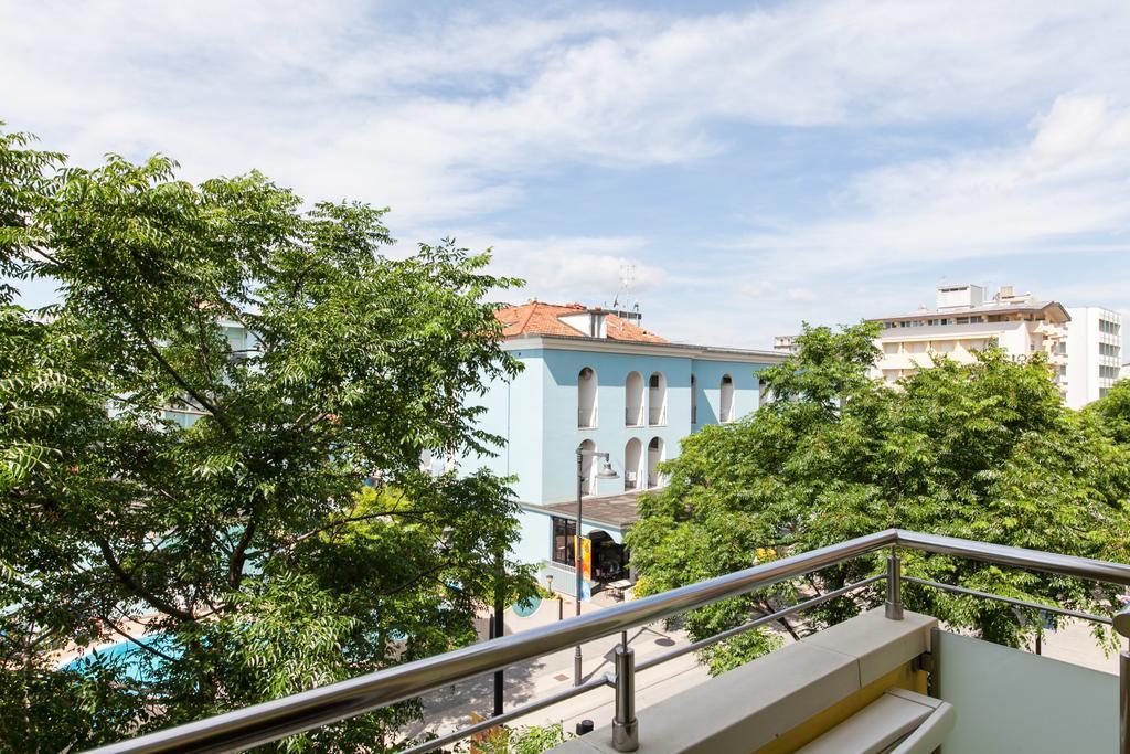 Hotel Sandra Gatteo a Mare Rum bild